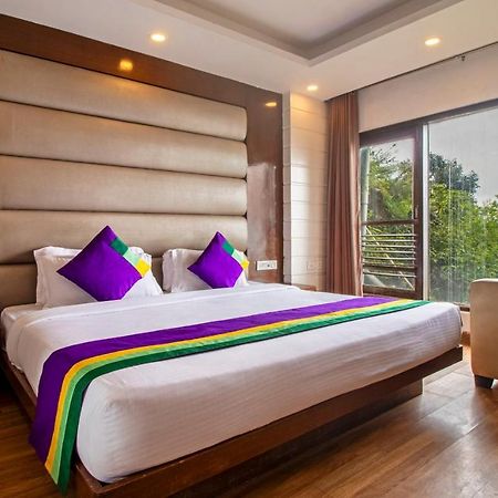 Treebo Premium Queen Of Hills Near Mall Road Mussoorie Zewnętrze zdjęcie
